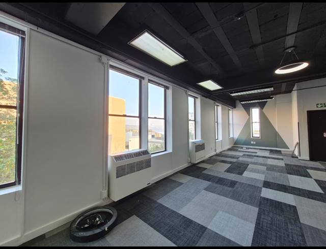 226M² OFFICE TO LET IN ROSEBANK